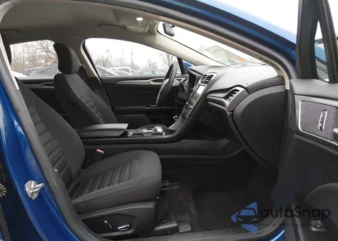 2017 Ford Fusion Se z USA, uszkodzony, nr VIN 3FA6P0H72HR194278